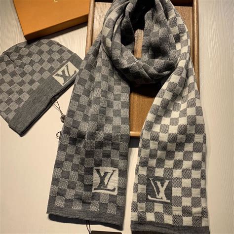 louis vuitton hat and scarf set.